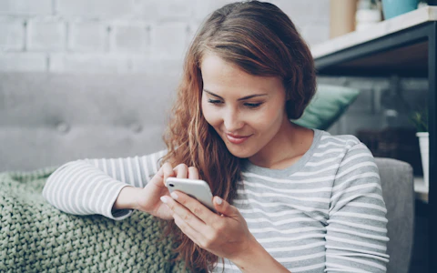 Completing the free online assessment on a phone
